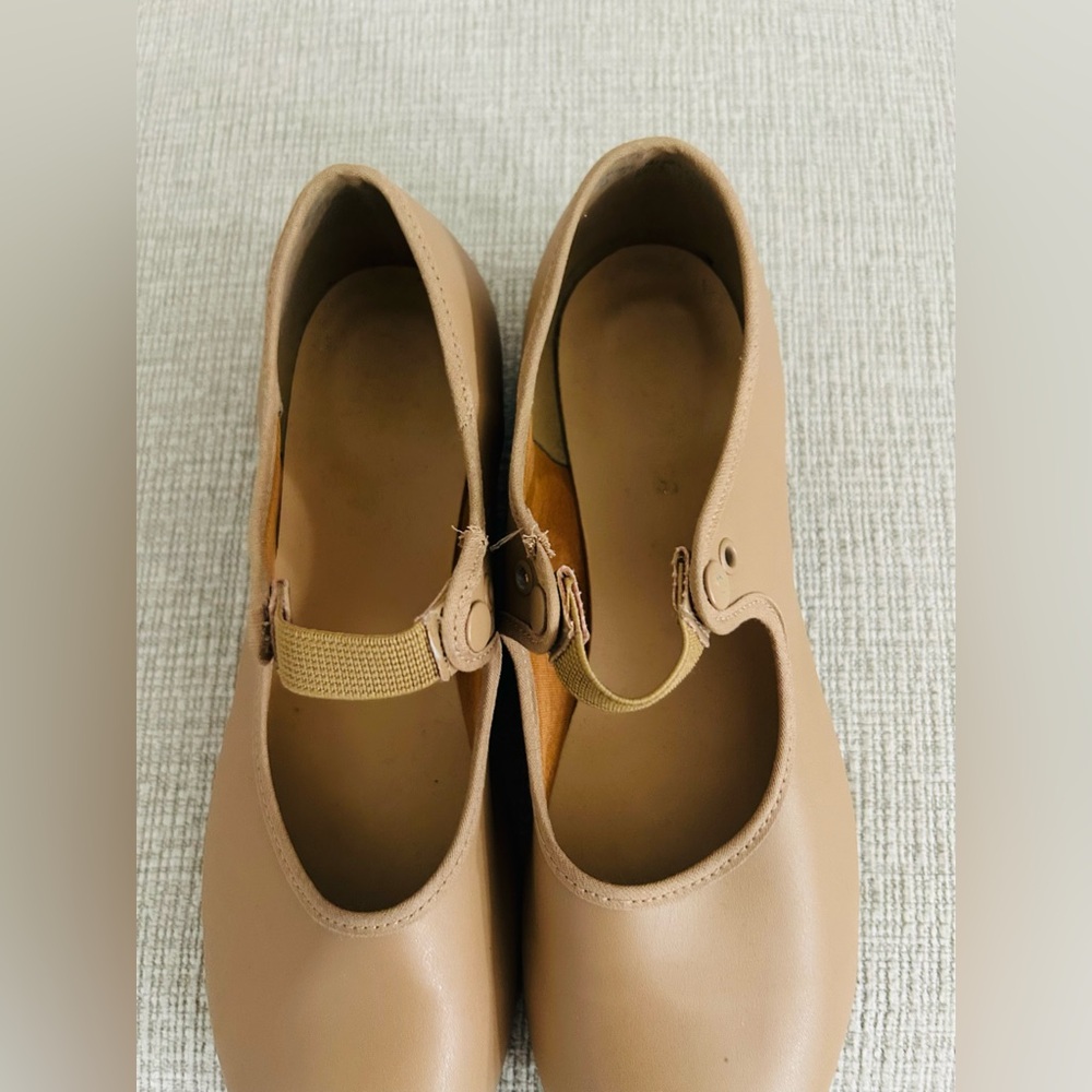 Tan So Danca Tap Shoes - Picture 4 of 8